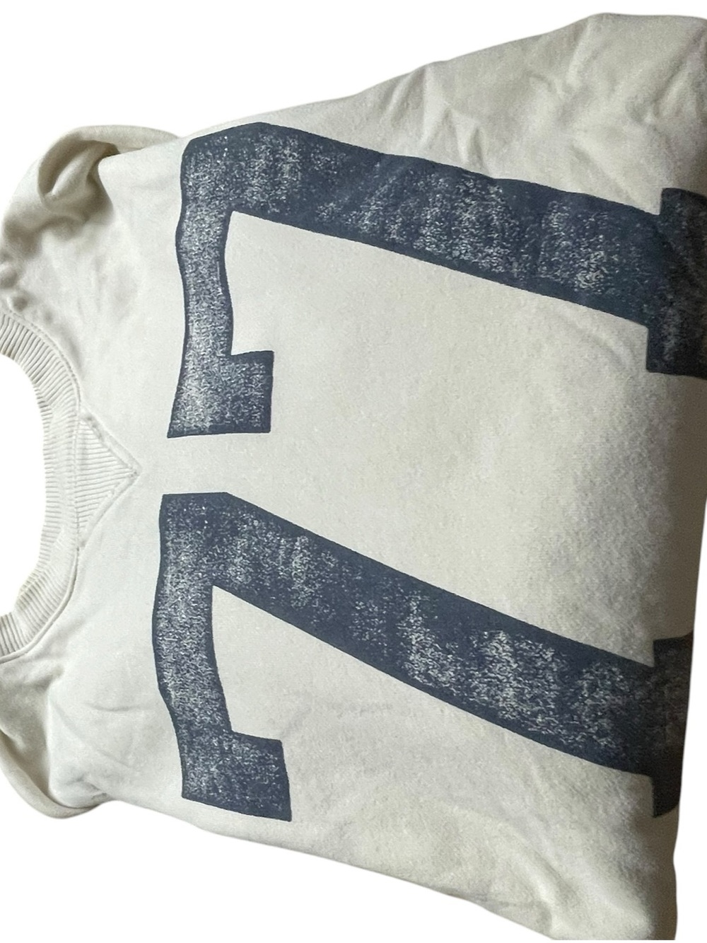 American Eagle sz xs Sweatshirt Cover with Navy Number 77 like new